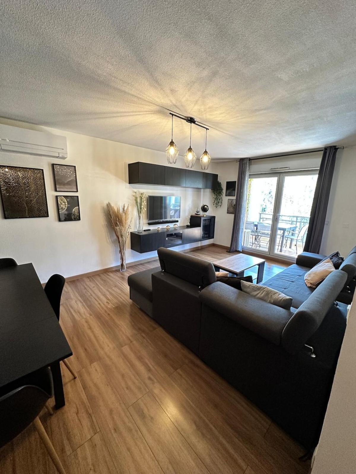 Appartement Calme Et Spacieux A Aix En Provence *